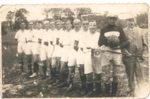 První snímek sestavy sportovního klubu